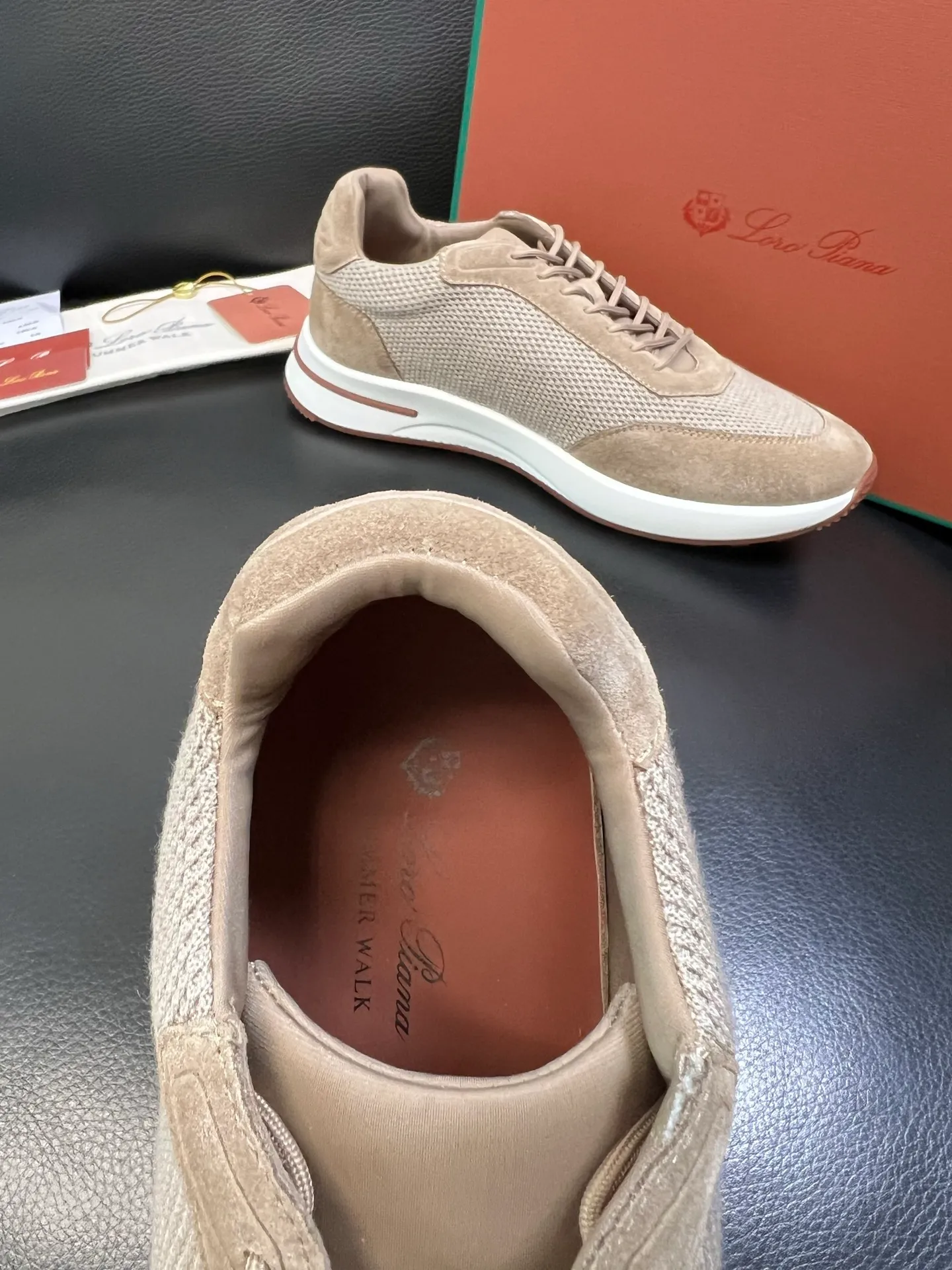 Men's shoes 💰740 Loro Men's shoes 💰iana High-quality top crafts Noyo Piana New product counter synchronized with original factory configuration, uppers imported from Italy cowhide fabric, high-quality splicing technology, soles: original soles specially provided by the original factory, exclusive movable molded soles super comfortable, original factory and single goods, welcome to compare, code number 39-44 (order 38 45 46)